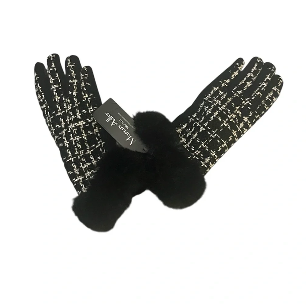 Chic Black & White Tweed Plaid Patterned Faux  Fur-Trimmed Touchscreen Gloves